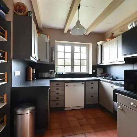 Casa de Férias Maison La Flotte, 6 Pieces, 10 Personnes - Fr-1-258-137
